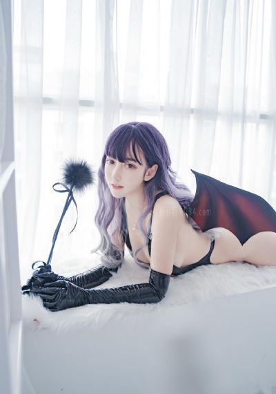 日日弄天天弄美女bbbb_高清完整版高清视频观看