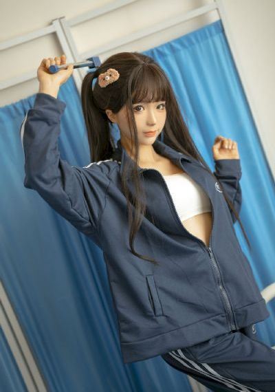 老师洗澡让我进去摸她乳_BD完整视频观看