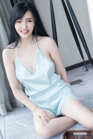 揉我胸啊嗯～下面出水_国产剧电影完整版在线观看