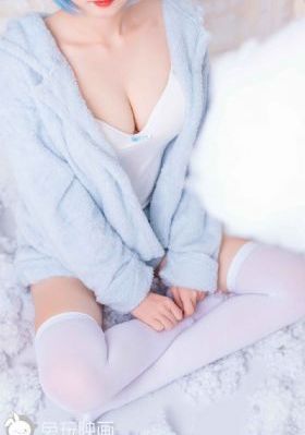 久久久精品护士_1080日韩电影在线